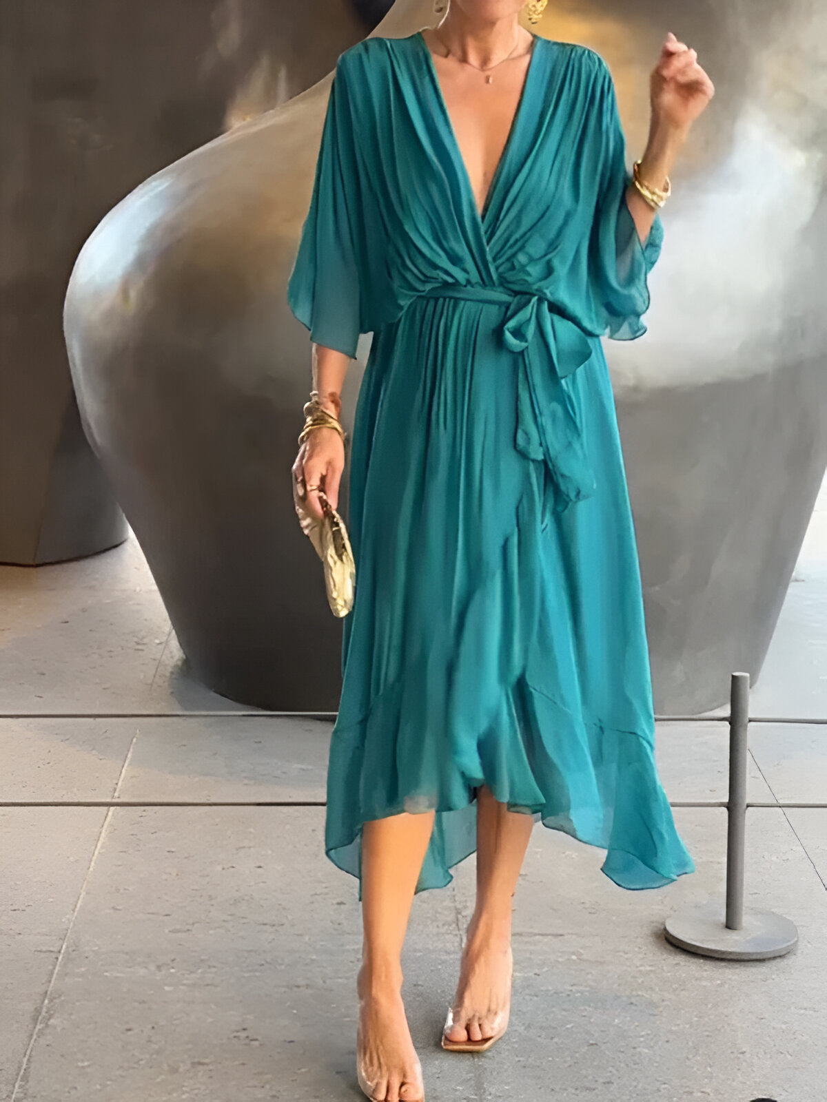 ALFHILD™ | ELEGANT MIDI-KJOLE MED LUKSURIØST FALL